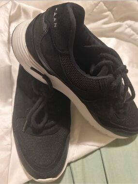 COLE HAAN WOMENS  Black Casual Mesh & Suede Sneakers SIZE 7